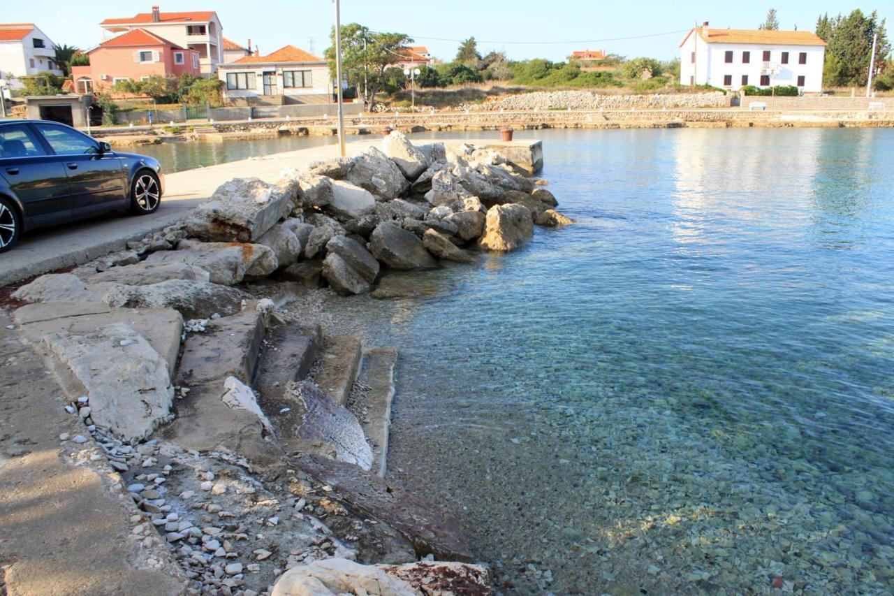 Apartments By The Sea Ugljan - 846 Dış mekan fotoğraf